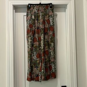 Roolee wide leg crop pants size small